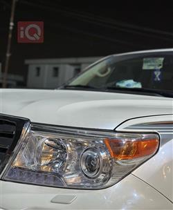 تۆیۆتا لاند کروزەر